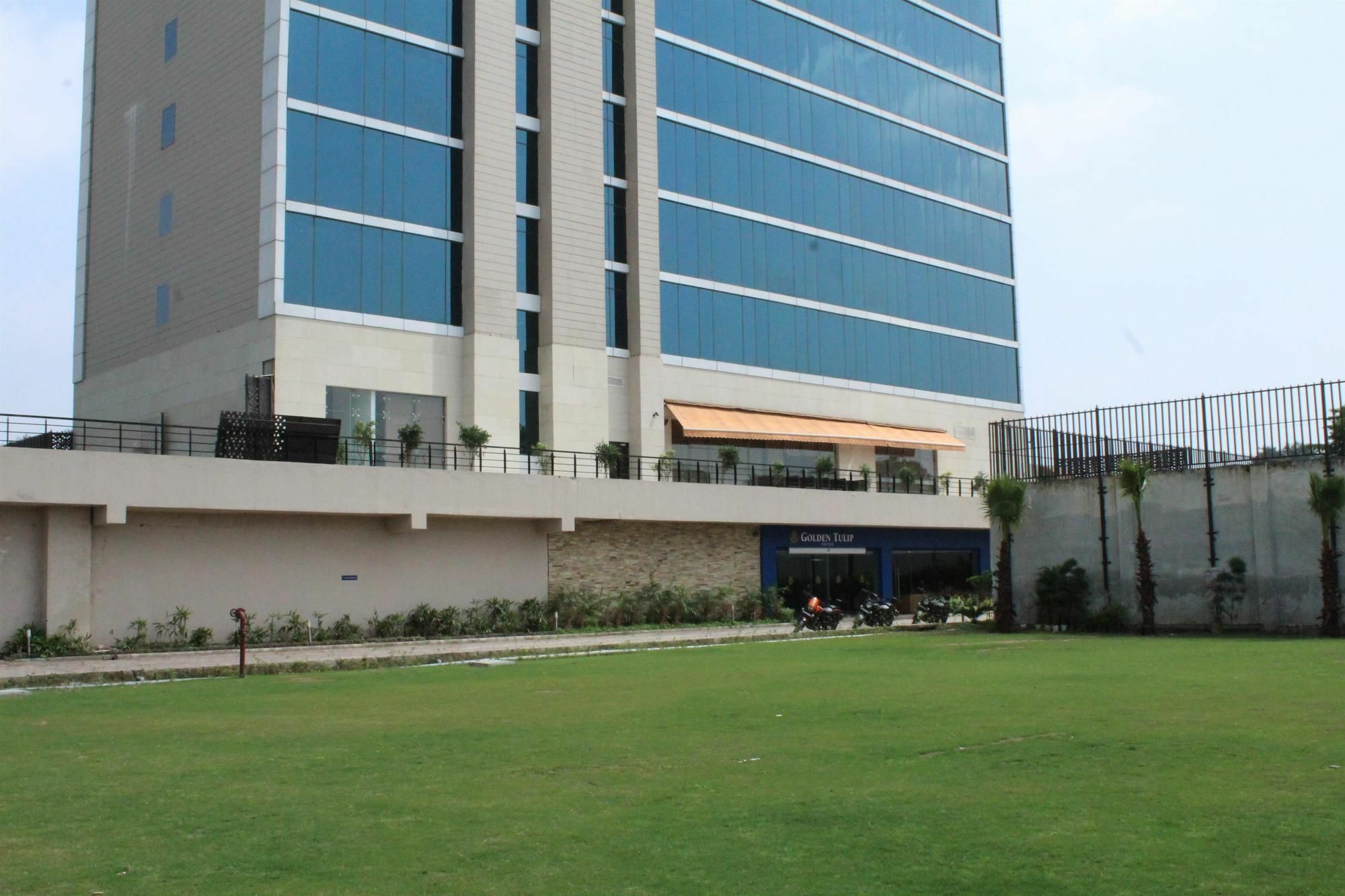 Golden Suites Gurgaon Inde Hotels Extérieur photo